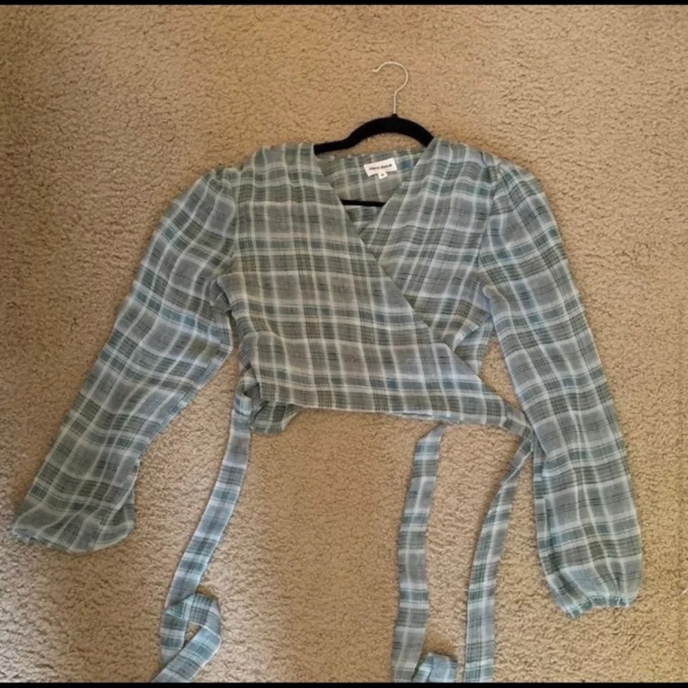 Superdown wrap top - Picture 2 of 4
